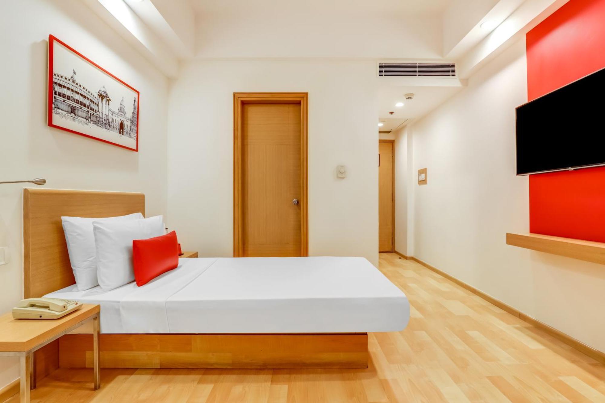 Red Fox By Lemon Tree Hotels, Delhi Airport Hotel New Delhi
