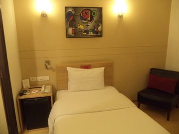 Hotel Red Fox By Lemon Tree Hotels, Delhi Airport New Delhi