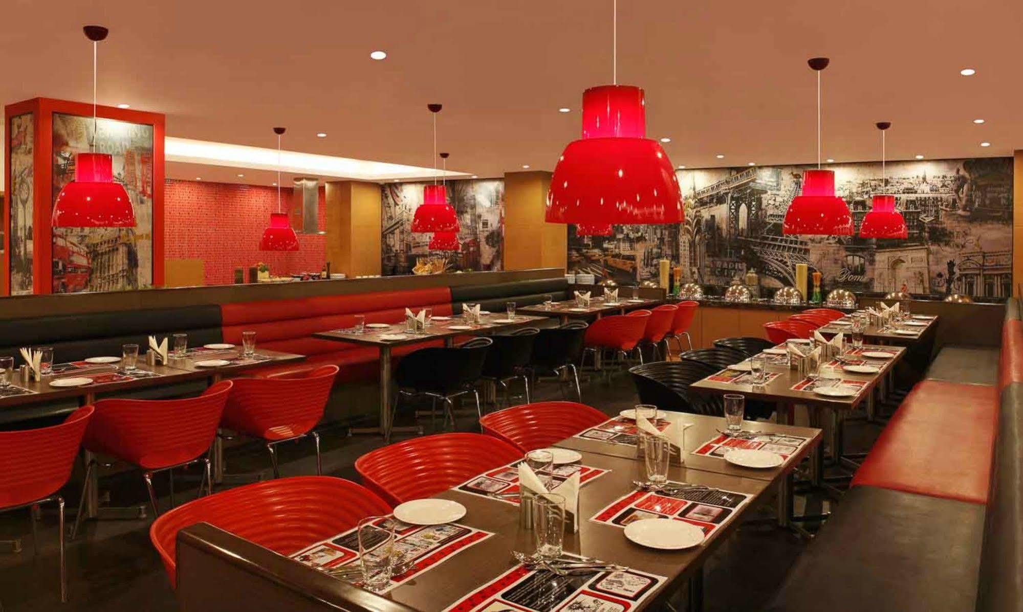 Hotel Red Fox By Lemon Tree Hotels, Delhi Airport New Delhi