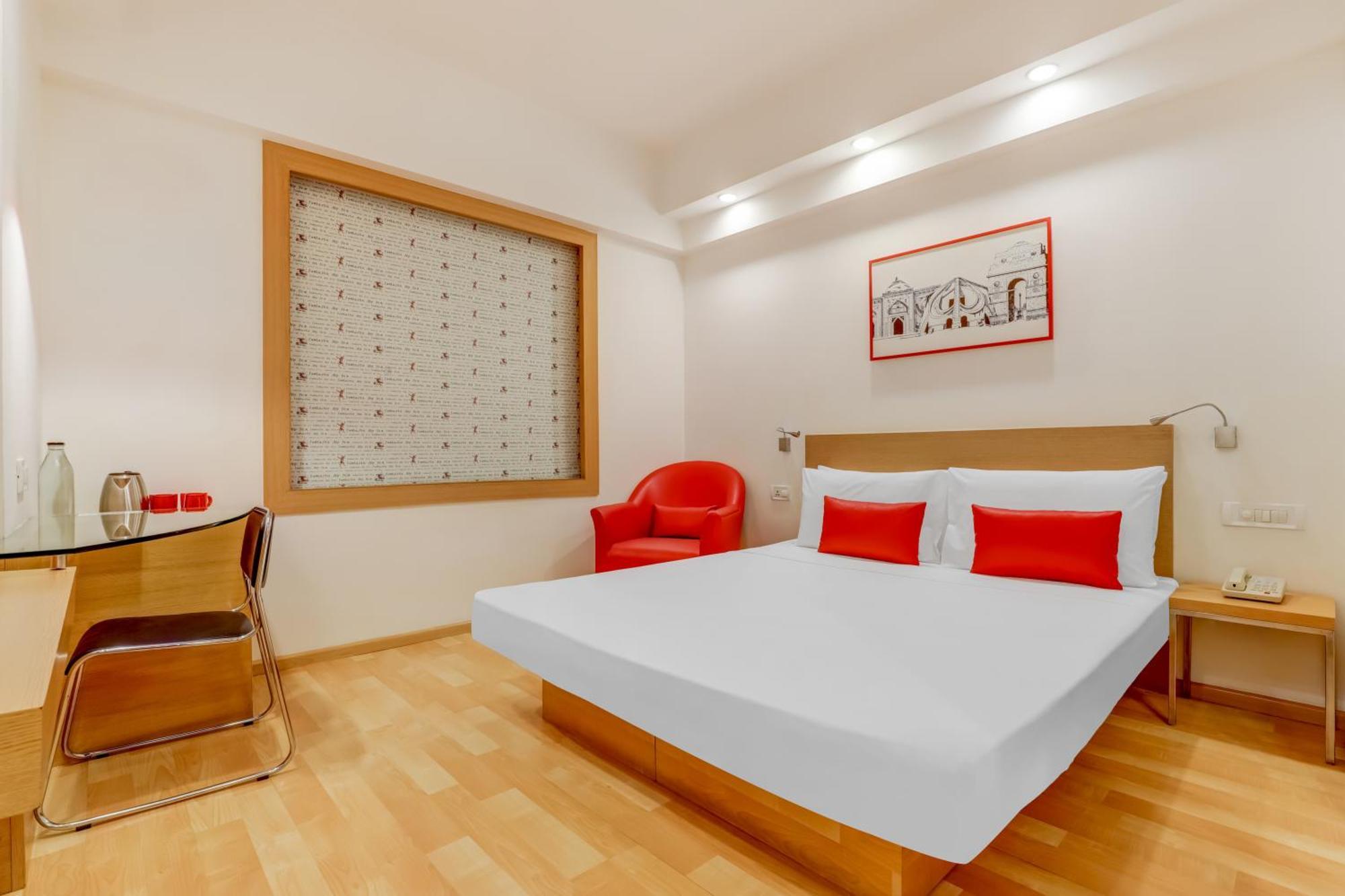 Red Fox By Lemon Tree Hotels, Delhi Airport 4* New Delhi