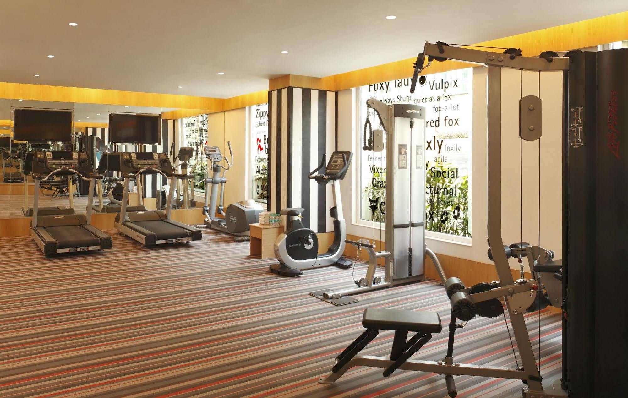 Red Fox By Lemon Tree Hotels, Delhi Airport 4* New Delhi